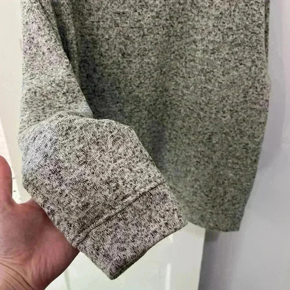 Eddie Bauer Grey pullover fleece sweatshirt - Picture 7 of 7